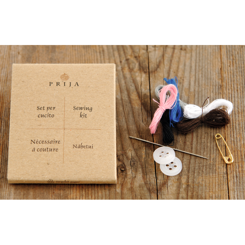 PRIJA Hotelowy igielnik - zestaw do szycia w eko kartoniku