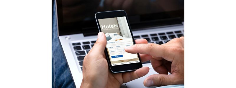Jak zarezerwować hotel przez telefon?