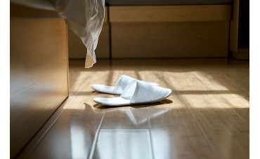 Czy kapcie hotelowe można zabrać? – Wszystko, co warto wiedzieć 