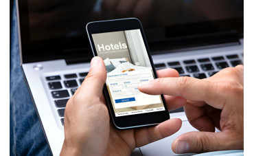 Jak zarezerwować hotel przez telefon?